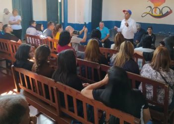 Docentes y trabajadores realizaron asamblea por mejoras salariales en Boconó