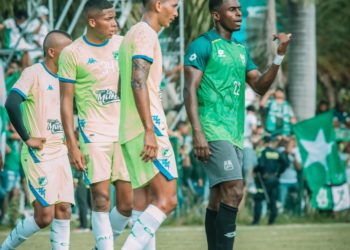 Adrián Palacios: «muy contento por los minutos sumados tras mi lesión»