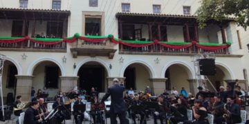 Banda Sinfónica del Estado Mérida regresa a las retretas en la plaza Bolívar