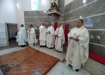 Boconó celebra bodas de plata sacerdotales del padre Ray Valladares