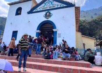 Feligreses de Monte Carmelo participaron en la Caminata en honor a la Virgen del Rosario de Durí