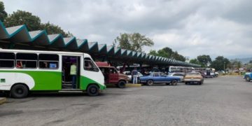 Autoridades de Trujillo reportan afluencia de pasajeros hacia el centro del país desde el principal terminal terrestre de la entidad