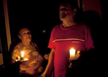 Fluctuaciones eléctricas ponen en peligro artefactos y responsabilidades de boconeses