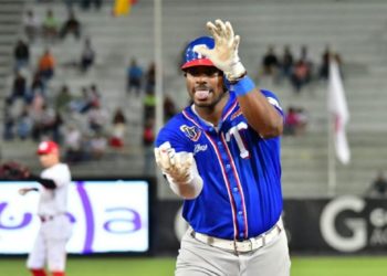 Tiburones derrotó a Cardenales y está a un juego de lograr el campeonato