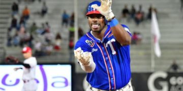 Tiburones derrotó a Cardenales y está a un juego de lograr el campeonato
