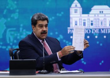 Maduro considera «prematuro» hablar sobre su «eventual candidatura» a las presidenciales