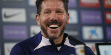 Simeone: «Siempre miramos primero para abajo y luego a los que tenemos por delante»
