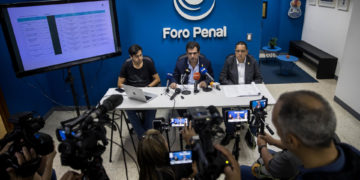 Foro Penal asegura que 16 venezolanos «presos políticos» fueron excarcelados en canje con EE.UU.