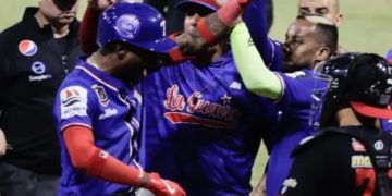 En un juego explosivo, Tiburones venció a Cardenales y domina la serie