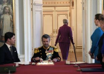 Federico X es proclamado rey de Dinamarca tras histórica abdicación entre el fervor popular