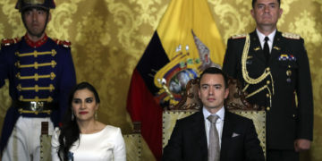 El Gobierno de Ecuador insta a la vicepresidenta a no declarar en público sin autorización