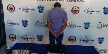 Detenido hombre por porte ilícito de arma de fuego y artefactos explosivos