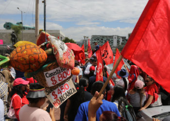 El Parlamento de Ecuador rechaza la propuesta de Noboa de subir el IVA del 12 % al 15 %
