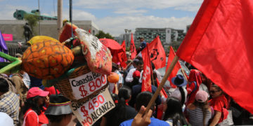El Parlamento de Ecuador rechaza la propuesta de Noboa de subir el IVA del 12 % al 15 %