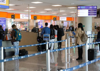 Ecuador abre el primer punto en Latinoamérica de Red Atenas contra documentos falsos de viaje