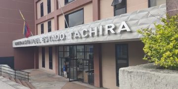 Sindicato de la gobernación del Táchira reta al gobernador a debatir sobre situación de sus trabajadores 