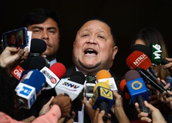 Dos partidos opositores proponen celebrar las presidenciales venezolanas en julio