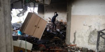 El número de palestinos muertos en Gaza supera los 28.000 tras 127 días de guerra