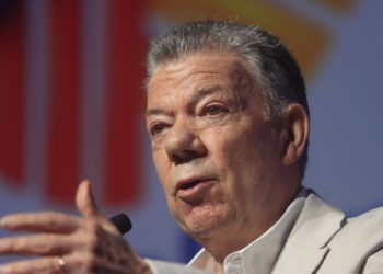 «Lo que ha sucedido en Venezuela es un retroceso», dice el expresidente colombiano Santos