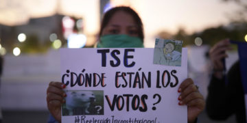 Magistrado salvadoreño espera resultado oficial de elección presidencial para el miércoles