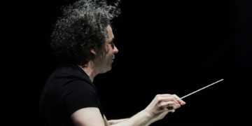 Gustavo Dudamel gana el grammy a mejor actuación de una orquesta por ‘Adès: Dante’
