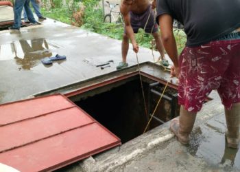 Dirigentes comunitarios y vecinos ejecutaron la limpieza de caja de agua del sector Las Américas