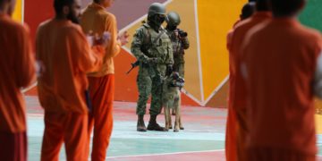 Militares de Ecuador aseguran haber arrebatado a las bandas criminales el control de las cárceles