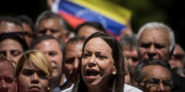 Venezuela niega información sobre jefes de campaña de Machado detenidos, según la defensa