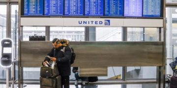 Suspenden un millar de vuelos en EE.UU. debido a una tormenta invernal