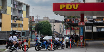 Reanudación de sanciones, una amenaza que rebaja las previsiones económicas en Venezuela