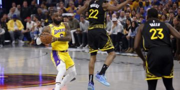 Los Warriors intentaron fichar a LeBron en la recta final de este mercado, según ESPN