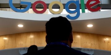 Las respuestas del chatbot con IA de Google, Bard, ahora se pueden corroborar en español