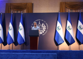 Bukele dice que no es necesaria una reforma constitucional para la reelección indefinida