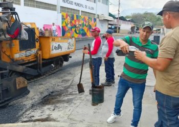 Exhortan al gobernador a asfaltar todas las calles y avenidas de Valera