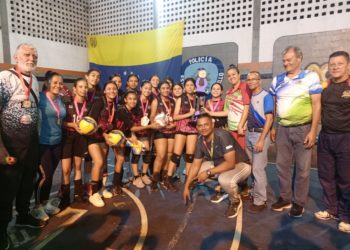 Nuevos talentos del voleibol trujillano se mostraron en municipio capital