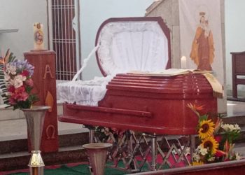 El cuerpo del sacerdote Ignacio García será enterrado en la iglesia El Carmen 
