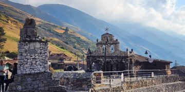 Gobernación de Mérida y Venezuela Bella rehabilitaron la capilla de piedra