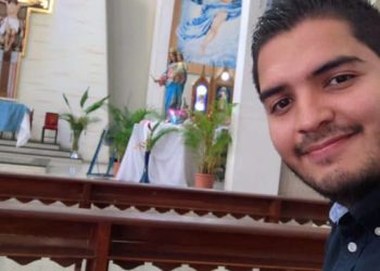 Médico valerano le canta a Dios | Por: Francisco Graterol Vargas