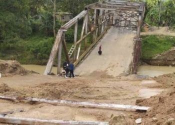 Un año de la caída del Puente de Hierro sobre el rio Onia