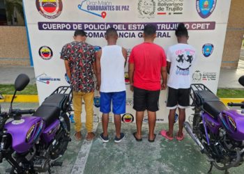 Policía detiene a cuatro sujetos acusados de cometer actos vandálicos contra estatua de Bolívar en La Ceiba
