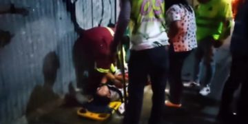 Un motorizado resultó lesionado tras ser arrollado