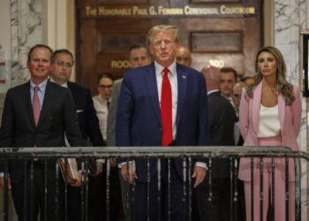 Nueva York vuelve a castigar a Donald Trump con una multa millonaria