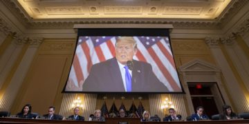 Un tribunal determina que Trump no tiene inmunidad presidencial en el asalto al Capitolio