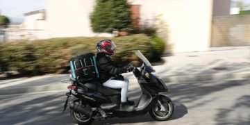 Ejecutivo Nacional cobrará el 1 % de las entregas a domicilio con una nueva regulación