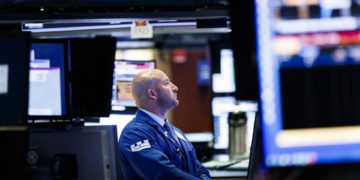 Wall Street abre en rojo y el Dow Jones pierde un leve 0,02 %