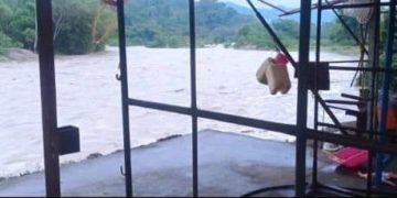 Catorce años tienen vecinos de Onia pidiendo abrir las compuertas de la represa para aliviar la presión del agua