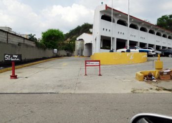 “Voracidad fiscal” e irregularidad en servicios públicos sofocan al comerciante