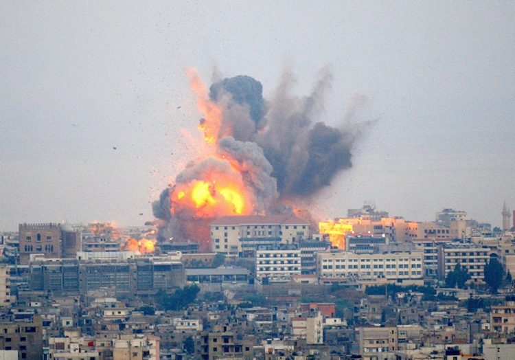 Foto archivo. ataques aéreos israelíes. EFE/Wael Hazeh