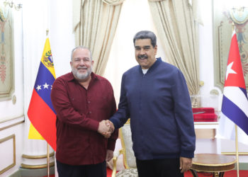 Maduro recibe en Caracas al primer ministro de Cuba para revisar la cooperación bilateral