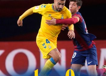 El Barça con poco venció a Las Palmas y sigue escolta del Madrid